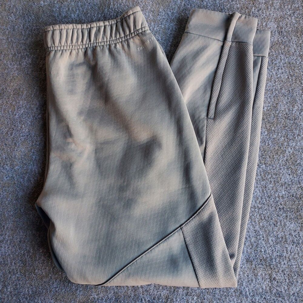Nike Men’s Medium Therma Sphere Grey Fleece Lined Cold Weather Jogger Sweatpants